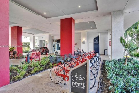 Copropriété à louer à Hallandale Beach, Floride: 4 chambres, 146.51 m2 № 1934608 - photo 27