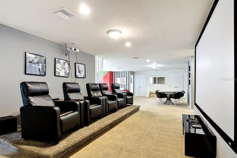 Casa en venta en Kissimmee, Florida, 9 dormitorios, 407.93 m2 № 2203035 - foto 13