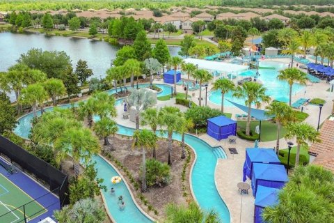 Casa en venta en Kissimmee, Florida, 9 dormitorios, 407.93 m2 № 2203035 - foto 16