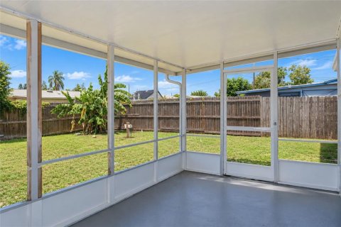 Villa ou maison à vendre à Holiday, Floride: 3 chambres, 91.79 m2 № 2405487 - photo 13