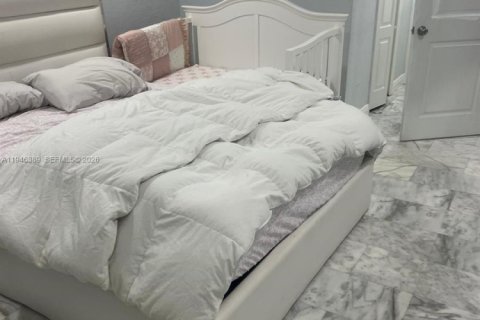 Купить таунхаус в Мирамар, Флорида 2 спальни, 111.95м2, № 2002623 - фото 23