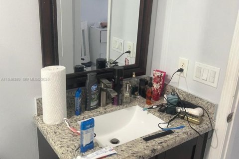 Купить таунхаус в Мирамар, Флорида 2 спальни, 111.95м2, № 2002623 - фото 17