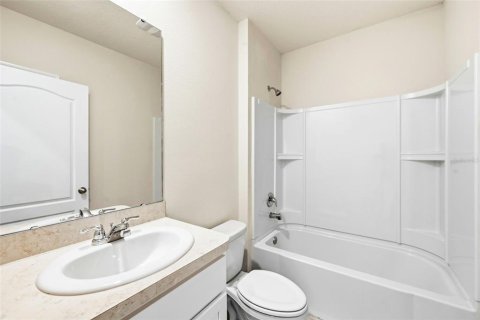 Villa ou maison à vendre à Tavares, Floride: 3 chambres, 157.66 m2 № 2142292 - photo 6