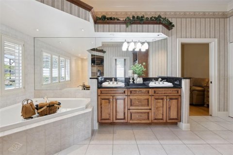 Villa ou maison à vendre à Eustis, Floride: 4 chambres, 355.35 m2 № 2198648 - photo 20