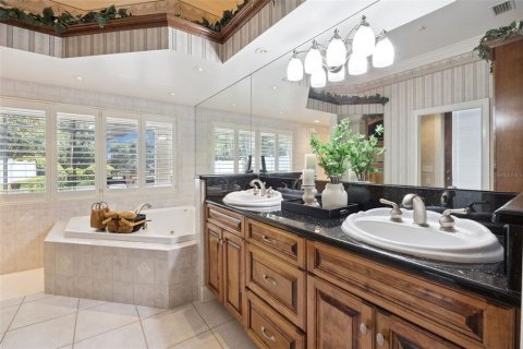 Villa ou maison à vendre à Eustis, Floride: 4 chambres, 355.35 m2 № 2198648 - photo 19