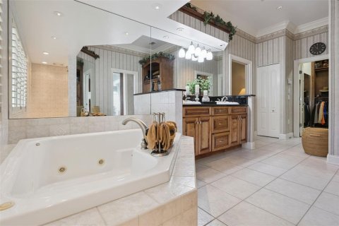 Villa ou maison à vendre à Eustis, Floride: 4 chambres, 355.35 m2 № 2198648 - photo 18