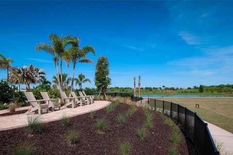 House in Lakewood Ranch, Florida 4 bedrooms, 189.99 sq.m. № 1883652 - photo 30