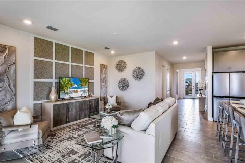 House in Lakewood Ranch, Florida 4 bedrooms, 189.99 sq.m. № 1883652 - photo 13