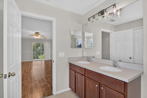 Casa en venta en Lehigh Acres, Florida, 5 dormitorios, 302.49 m2 № 2384887 - foto 23