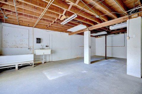 Commercial property in Sebring, Florida 368.64 sq.m. № 1869277 - photo 23