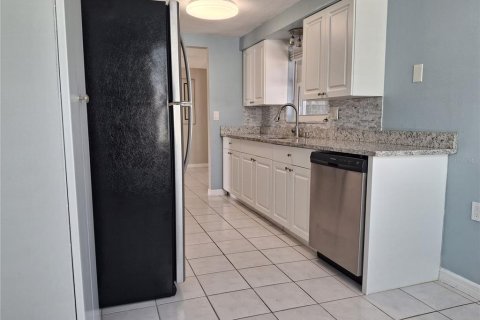 Casa en venta en Holiday, Florida, 2 dormitorios, 87.79 m2 № 1844241 - foto 24