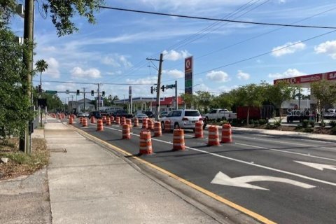 Commercial property in Tampa, Florida № 1669861 - photo 2