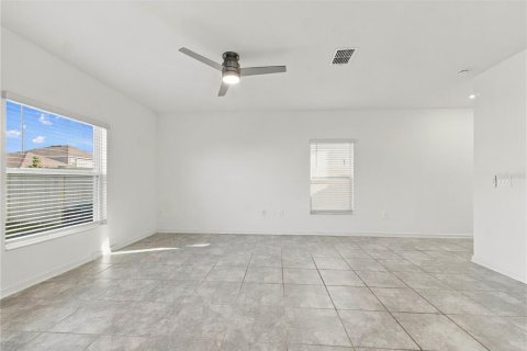Villa ou maison à vendre à Winter Haven, Floride: 4 chambres, 179.58 m2 № 2419252 - photo 6