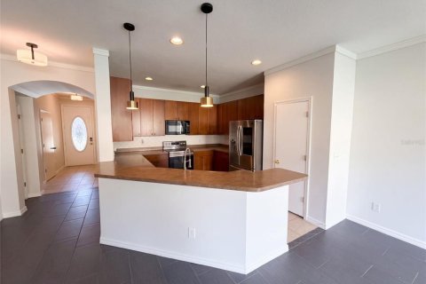 Touwnhouse à vendre à Oviedo, Floride: 3 chambres, 156.91 m2 № 2391337 - photo 7