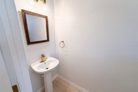 Touwnhouse à vendre à Oviedo, Floride: 3 chambres, 156.91 m2 № 2391337 - photo 18