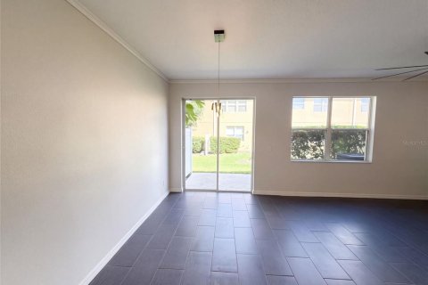 Touwnhouse à vendre à Oviedo, Floride: 3 chambres, 156.91 m2 № 2391337 - photo 28