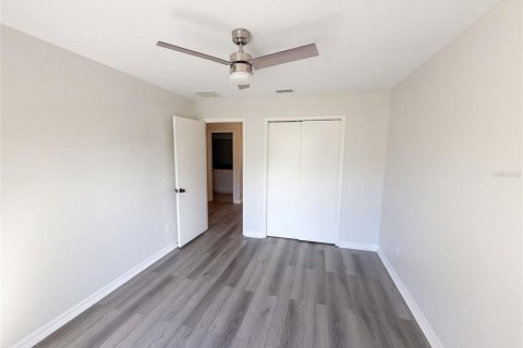 Touwnhouse à vendre à Oviedo, Floride: 3 chambres, 156.91 m2 № 2391337 - photo 14