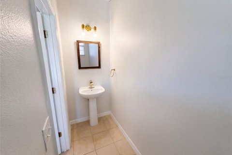 Touwnhouse à vendre à Oviedo, Floride: 3 chambres, 156.91 m2 № 2391337 - photo 19