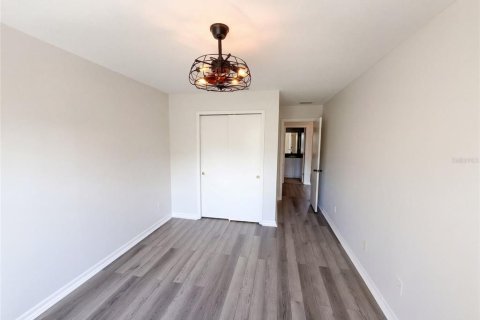 Touwnhouse à vendre à Oviedo, Floride: 3 chambres, 156.91 m2 № 2391337 - photo 16