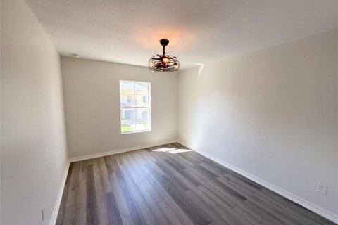 Touwnhouse à vendre à Oviedo, Floride: 3 chambres, 156.91 m2 № 2391337 - photo 15