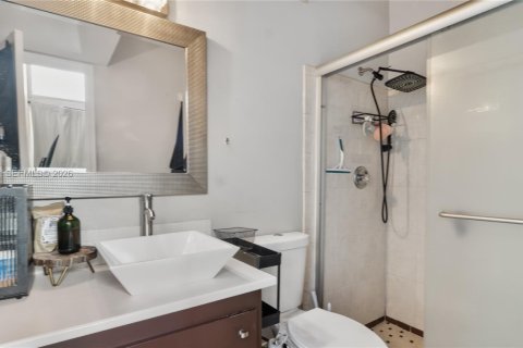 Купить таунхаус в Форт-Лодердейл, Флорида 2 спальни, 105.54м2, № 2436388 - фото 29