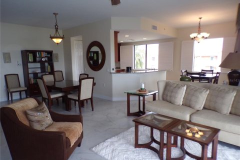 Copropriété à louer à Punta Gorda, Floride: 2 chambres, 167.5 m2 № 1917475 - photo 6