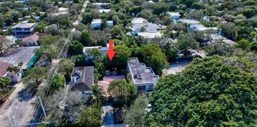 Земельный участок в Майами, Флорида № 2050516