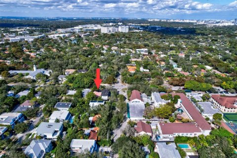 Купить земельный участок в Майами, Флорида № 2050516 - фото 17