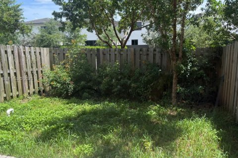 Adosado en venta en Florida City, Florida, 4 dormitorios, 124.3 m2 № 2085713 - foto 24