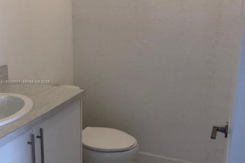 Adosado en venta en Florida City, Florida, 4 dormitorios, 124.3 m2 № 2085713 - foto 20