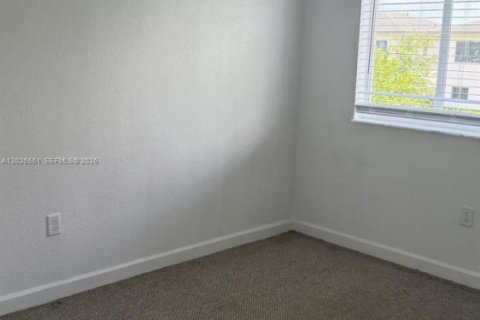 Adosado en venta en Florida City, Florida, 4 dormitorios, 124.3 m2 № 2085713 - foto 13