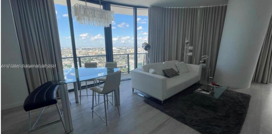 Condo à Miami, Floride, 2 chambres № 1770358