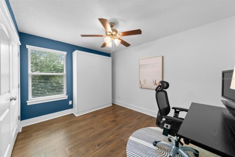 Купить таунхаус в Джексонвилл-Бич, Флорида 9 комнат, 197.88м2, № 1591152 - фото 21