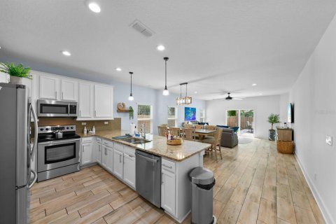 Купить таунхаус в Джексонвилл-Бич, Флорида 9 комнат, 197.88м2, № 1591152 - фото 11