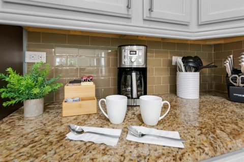 Купить таунхаус в Джексонвилл-Бич, Флорида 9 комнат, 197.88м2, № 1591152 - фото 9