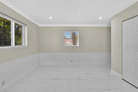 Villa ou maison à vendre à Hollywood, Floride: 4 chambres № 1758505 - photo 20