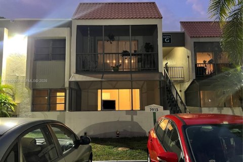 Condo in Miami, Florida, 1 bedroom  № 2052991