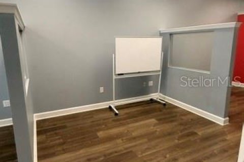 Commercial property in Davenport, Florida 2689.71 sq.m. № 2214955 - photo 11