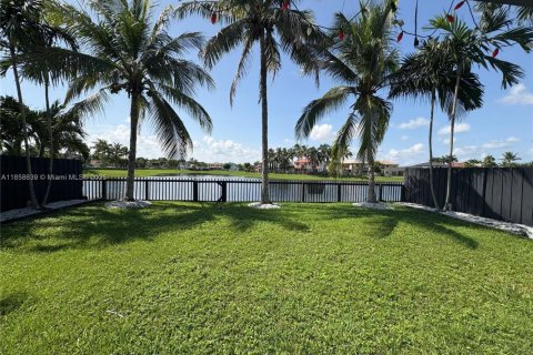 Купить виллу или дом в Майами, Флорида 3 спальни, 192.49м2, № 1887530 - фото 23