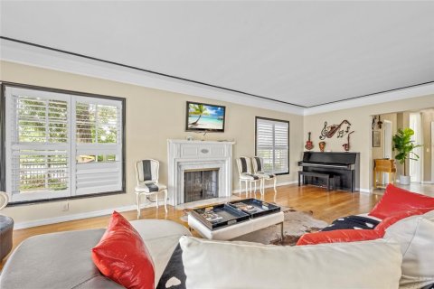 Casa en venta en Fort Lauderdale, Florida, 6 dormitorios, 345.41 m2 № 1812590 - foto 12