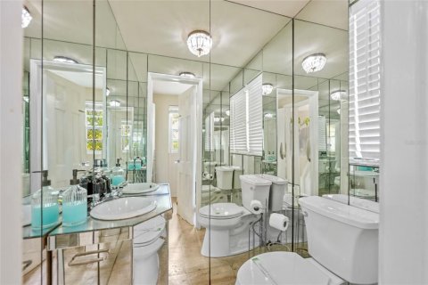 Casa en venta en Fort Lauderdale, Florida, 6 dormitorios, 345.41 m2 № 1812590 - foto 8