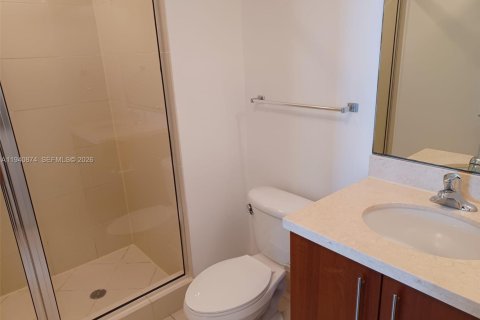 Condominio en alquiler en Miami, Florida, 2 dormitorios, 99.96 m2 № 1998037 - foto 10
