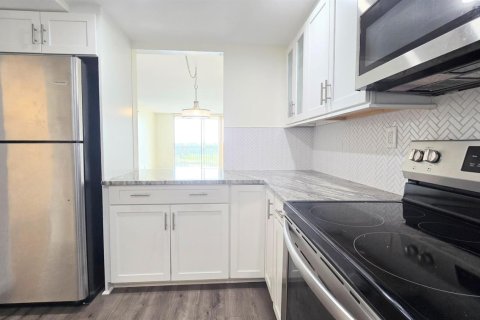 Copropriété à louer à Davie, Floride: 2 chambres, 99.41 m2 № 2290020 - photo 5