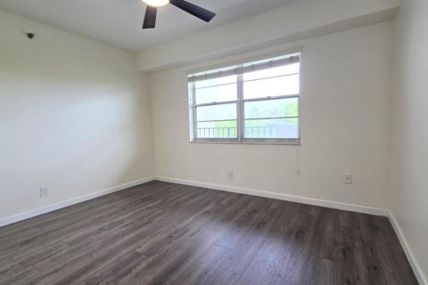 Copropriété à louer à Davie, Floride: 2 chambres, 99.41 m2 № 2290020 - photo 10