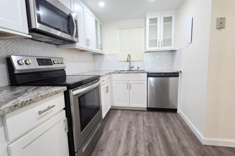 Copropriété à louer à Davie, Floride: 2 chambres, 99.41 m2 № 2290020 - photo 3