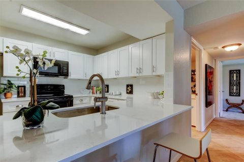 Condominio en venta en Clearwater, Florida, 3 dormitorios, 136.1 m2 № 1641044 - foto 11