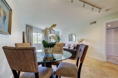 Condominio en venta en Clearwater, Florida, 3 dormitorios, 136.1 m2 № 1641044 - foto 14