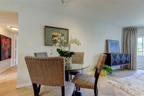 Condominio en venta en Clearwater, Florida, 3 dormitorios, 136.1 m2 № 1641044 - foto 15
