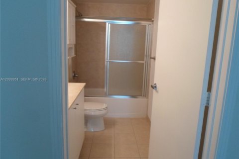 Condominio en venta en Miami, Florida, 2 dormitorios, 136.29 m2 № 2090041 - foto 16