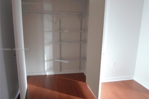 Condominio en venta en Miami, Florida, 2 dormitorios, 136.29 m2 № 2090041 - foto 27